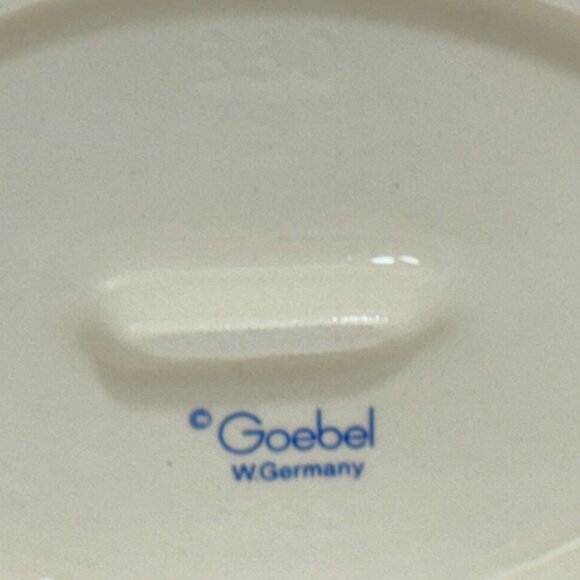 Goebel Hummel #330 - Baking Day - TMK6 - West Germany - Picture 10 of 10